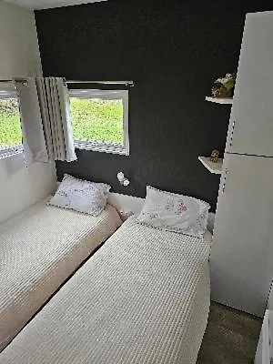 De La Laigne * Allas-Bocage