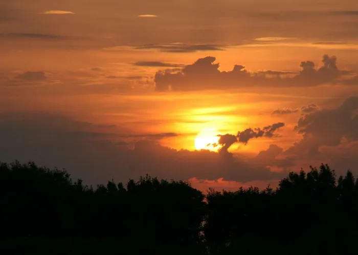 Séjour à la campagne De La Laigne Allas-Bocage